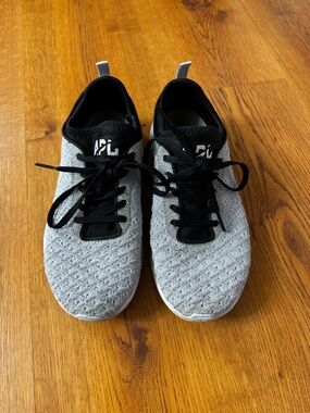 Athletic Propulsion Labs (APL) TechLoom Phantom sneakers